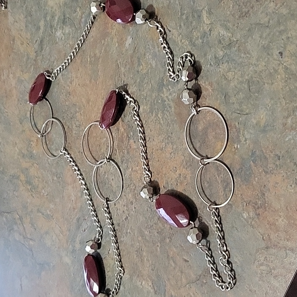 Stylish 21" long necklace